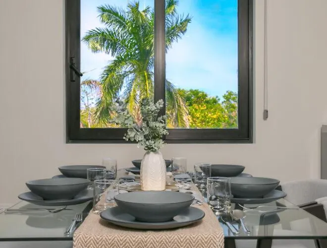 Corasol Nick Price By Parr * Playa del Carmen